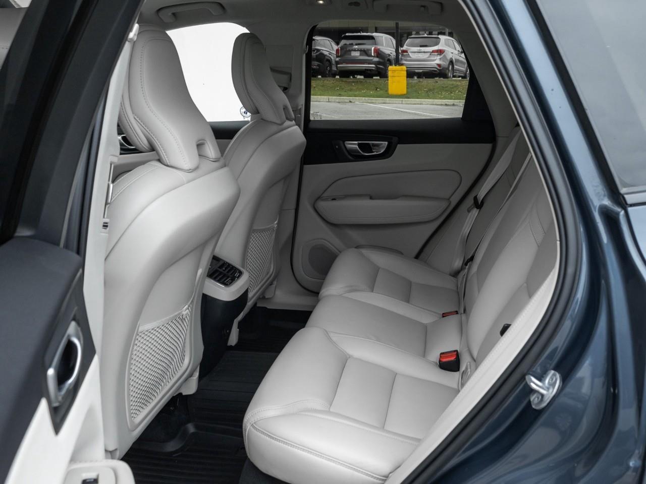 2024 Volvo XC60 B5 Ultimate Dark Theme 4dr All-Wheel Drive Sport Utility Photo