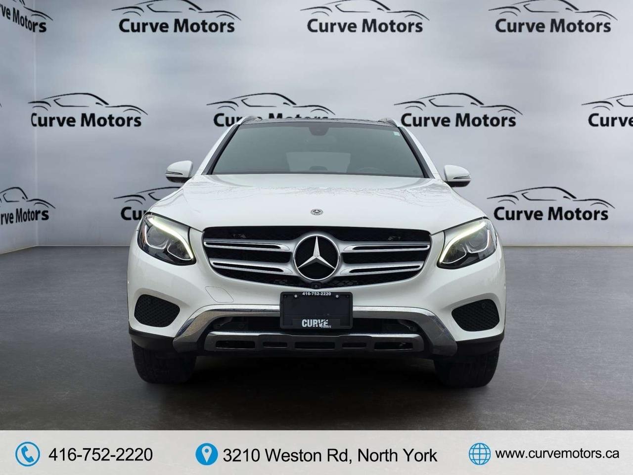 2019 Mercedes-Benz GLC GLC 300 4MATIC * LOW KM / PANORAMIC ROOF / 360 CAMERA / NAVIGATION Photo5