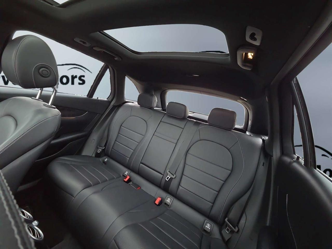 2019 Mercedes-Benz GLC GLC 300 4MATIC * LOW KM / PANORAMIC ROOF / 360 CAMERA / NAVIGATION Photo