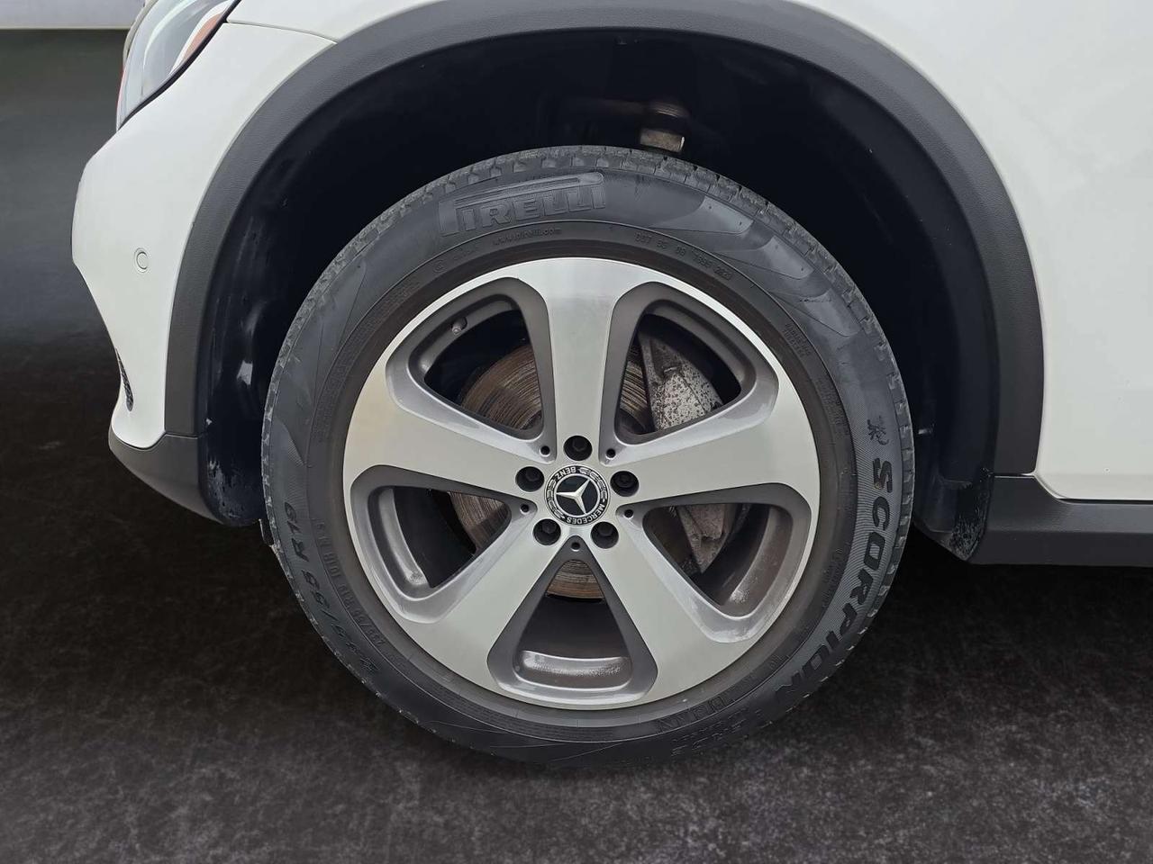 2019 Mercedes-Benz GLC GLC 300 4MATIC * LOW KM / PANORAMIC ROOF / 360 CAMERA / NAVIGATION Photo