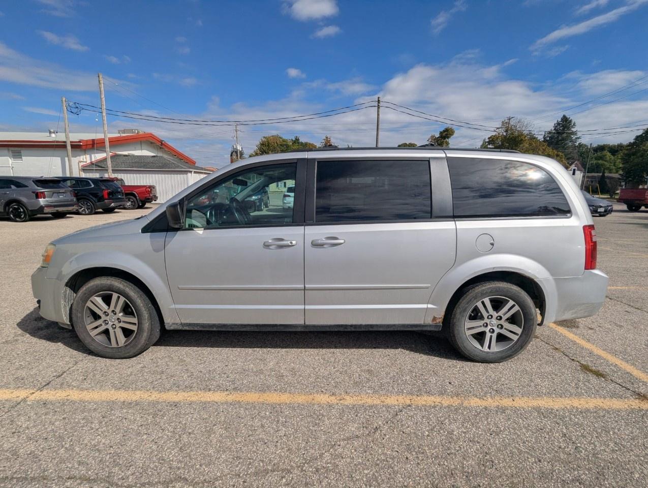 2010 Dodge Grand Caravan 4dr Wgn SE Photo1