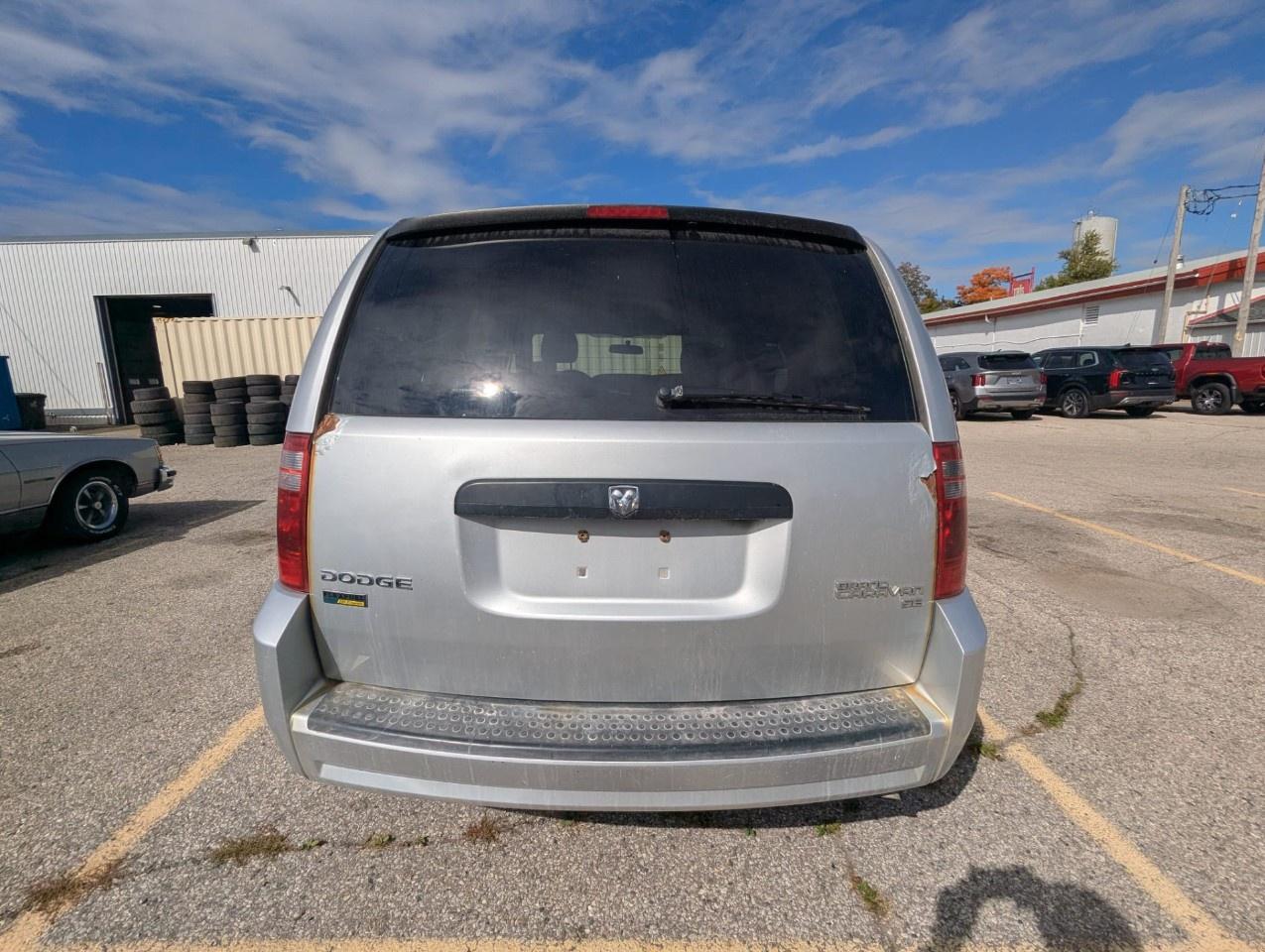 2010 Dodge Grand Caravan 4dr Wgn SE Photo3