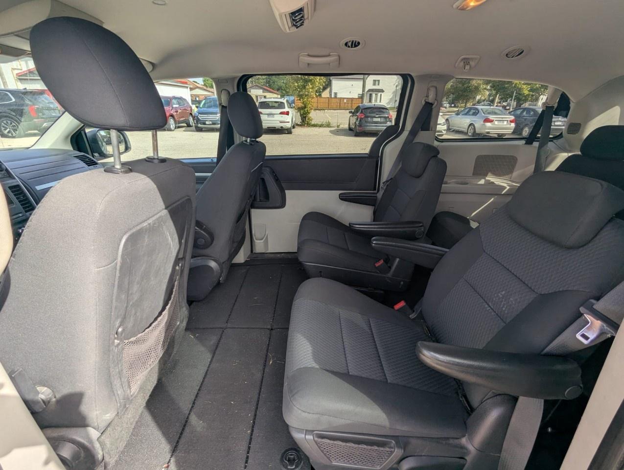 2010 Dodge Grand Caravan 4dr Wgn SE Photo
