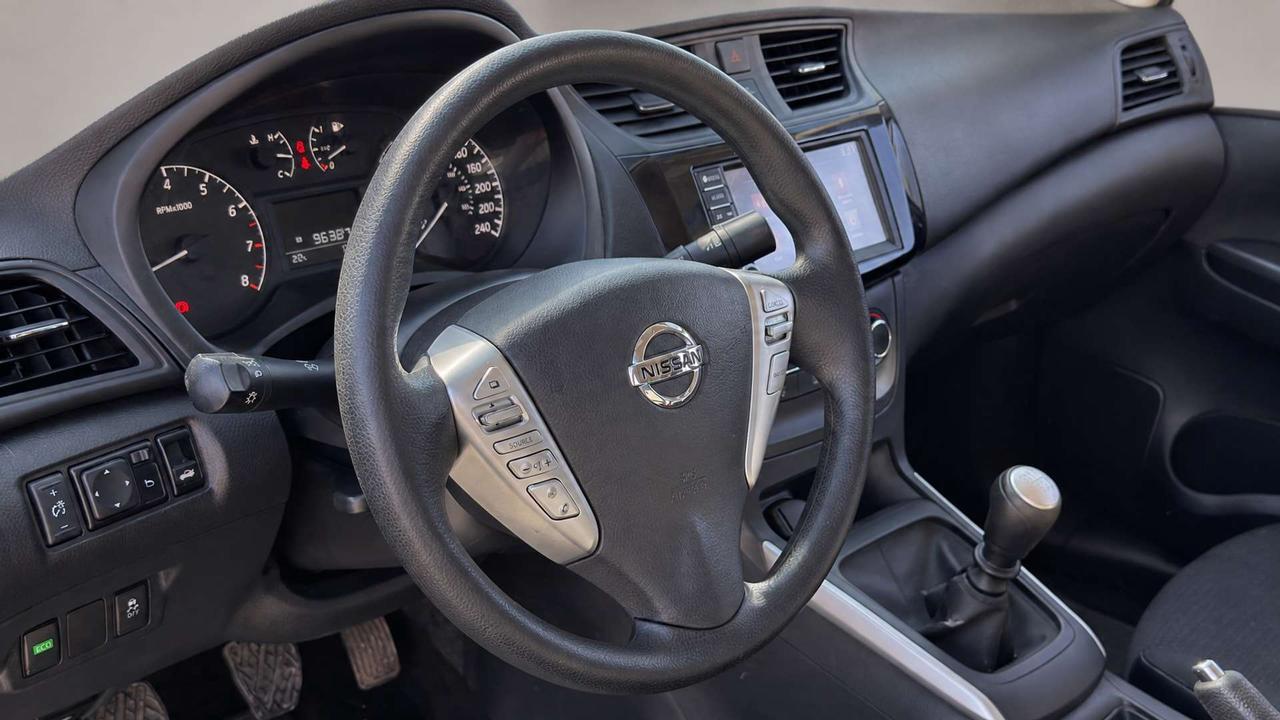 2019 Nissan Sentra S   Certified   No Accident Photo