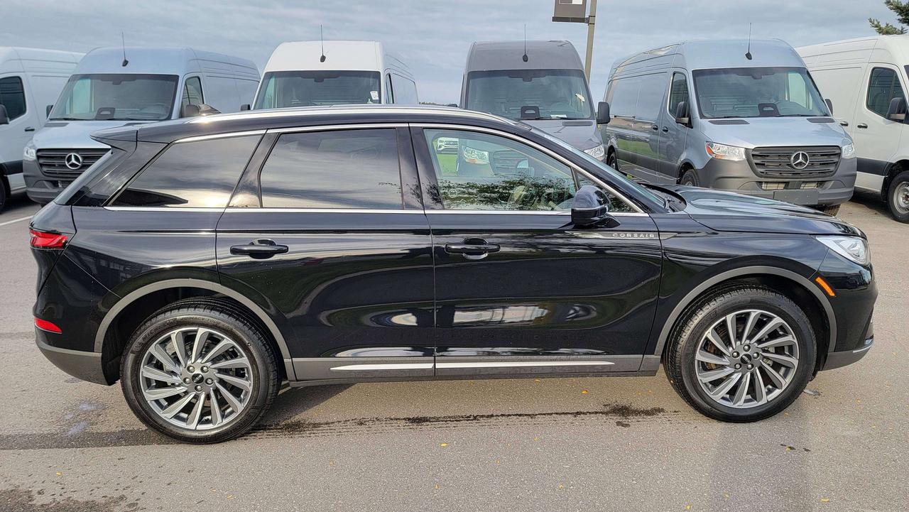 2024 Lincoln Corsair Reserve AWD Photo