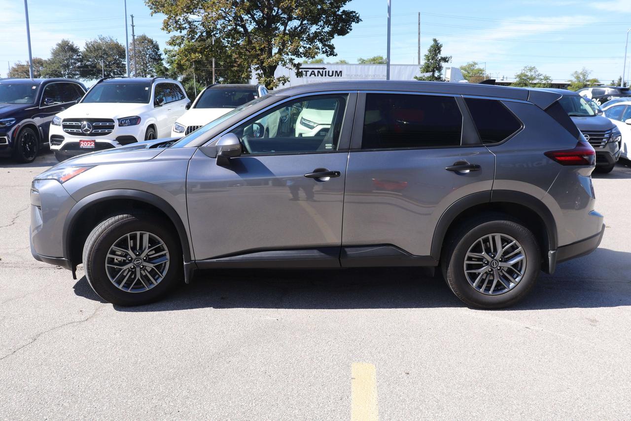 2026 Nissan Rogue S AWD CLEAN CARFAX LOW KMS CARPLAY HEATED SEATS Photo