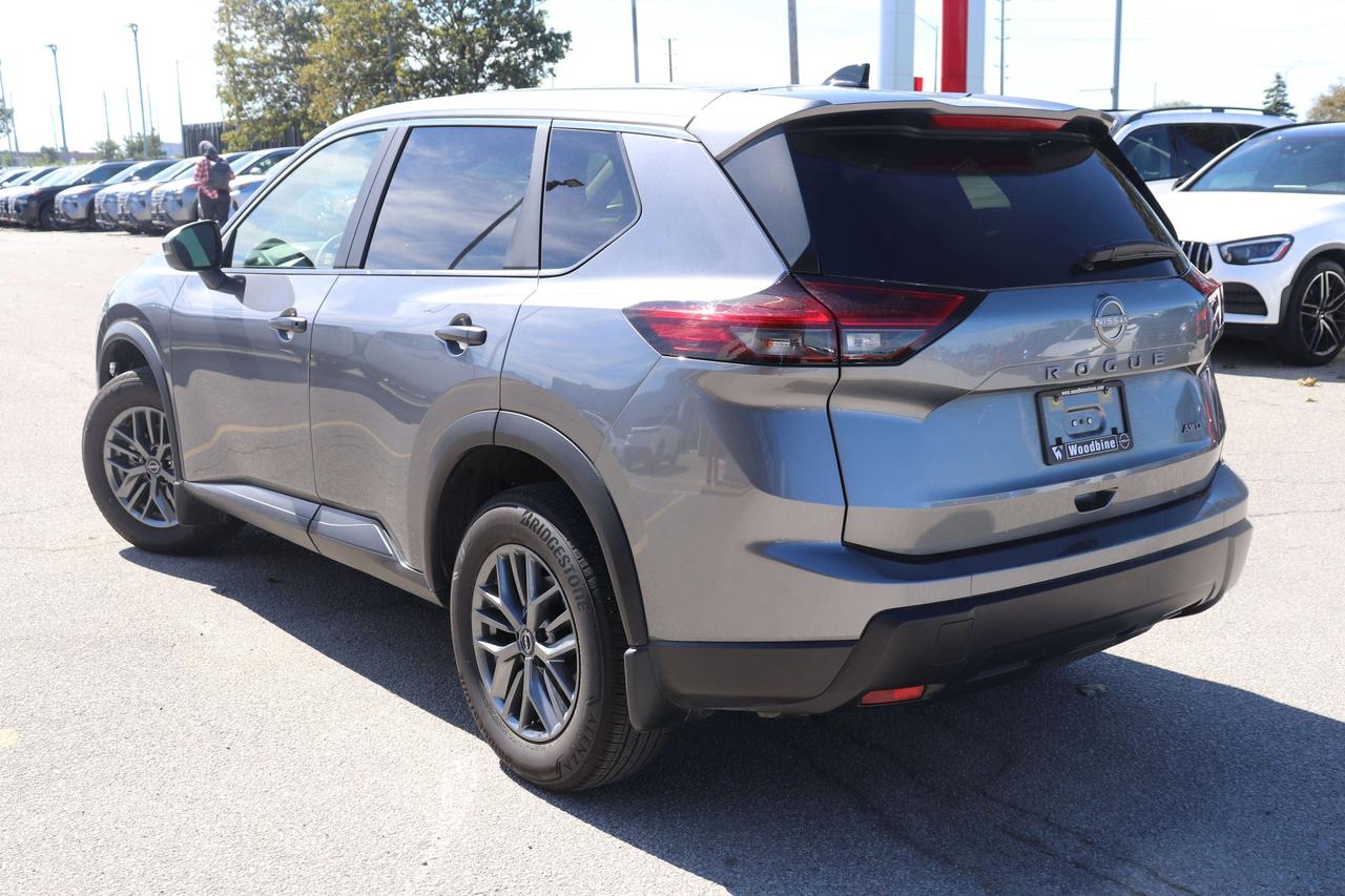 2026 Nissan Rogue S AWD CLEAN CARFAX LOW KMS CARPLAY HEATED SEATS Photo