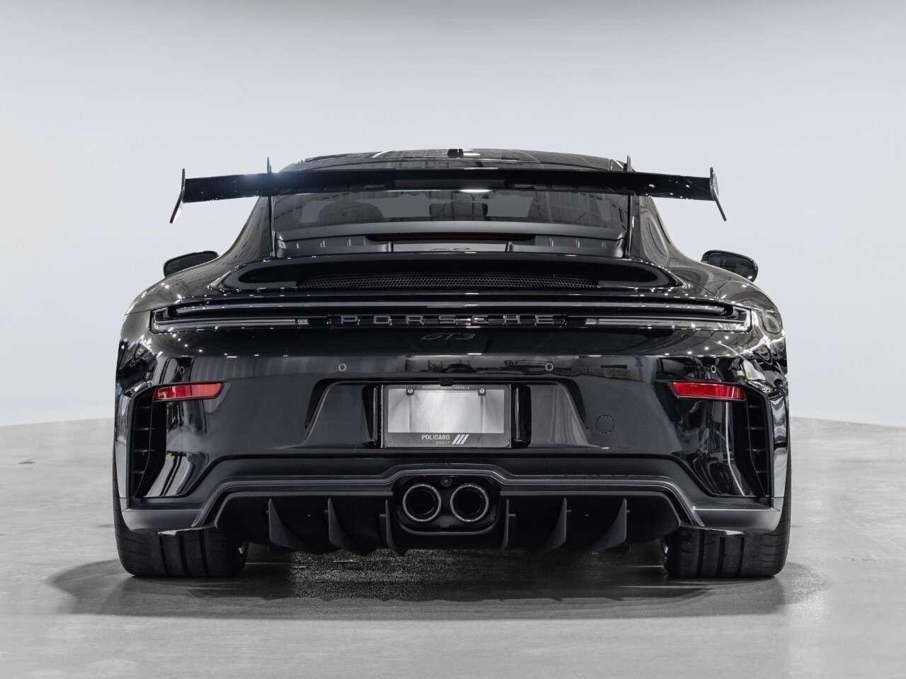 2026 Porsche 911 GT3 Coupe Photo3
