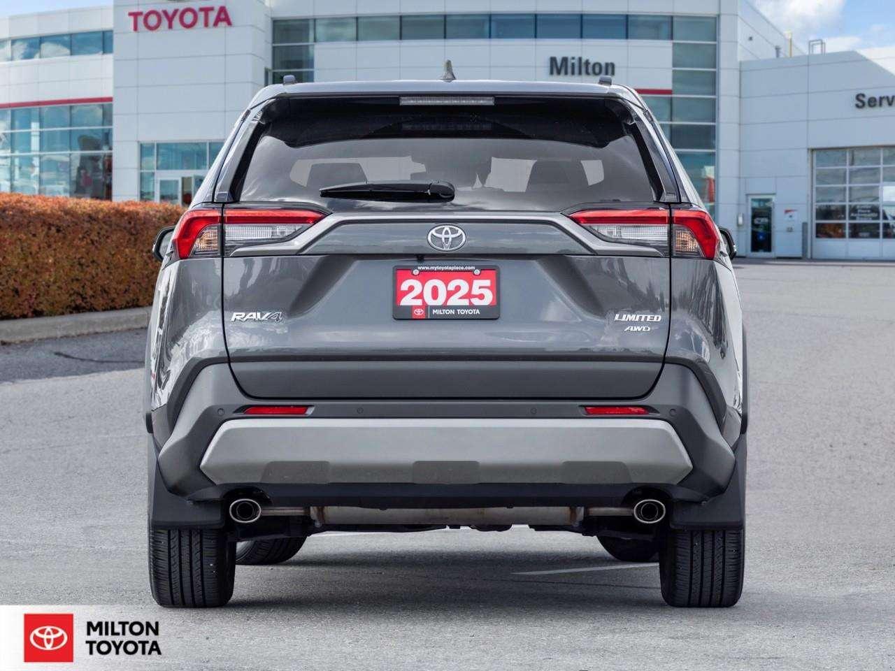 2025 Toyota RAV4 LEATHER MOONROOF JBL ONE OWNER TCUV Limited Photo