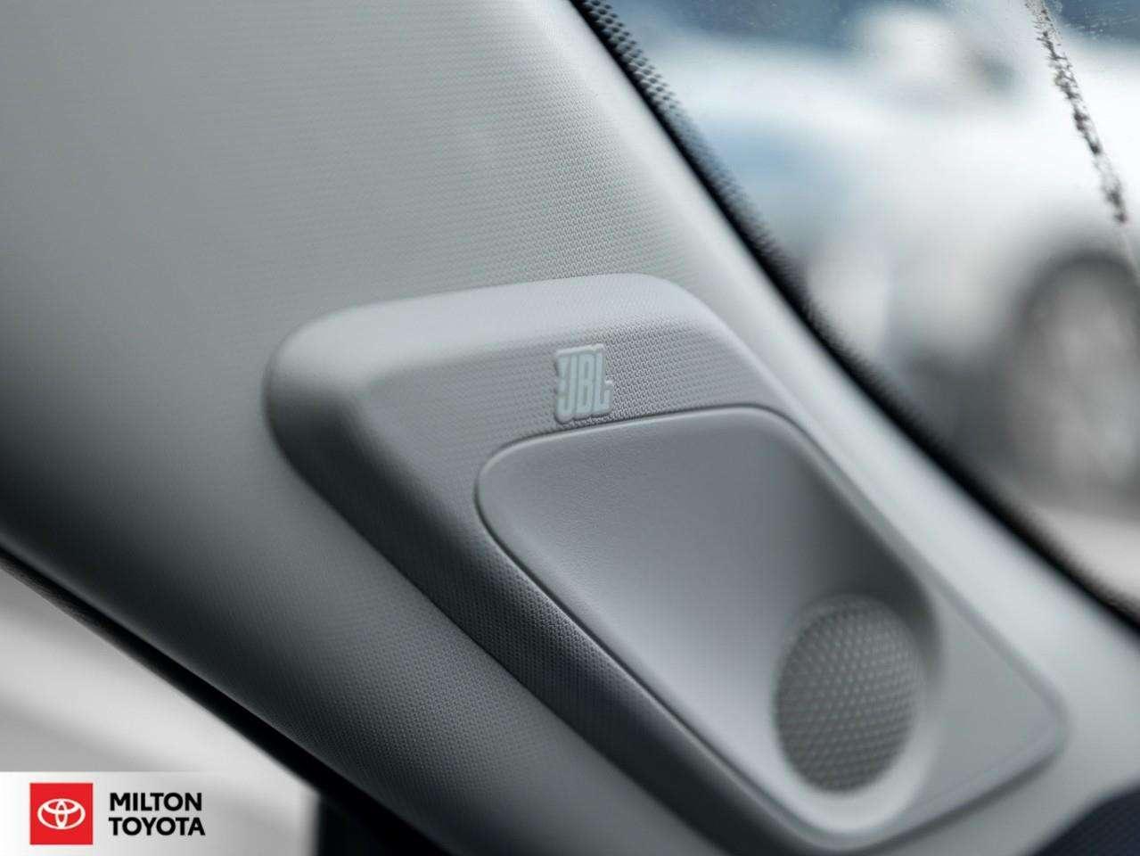 2025 Toyota RAV4 LEATHER MOONROOF JBL ONE OWNER TCUV Limited Photo