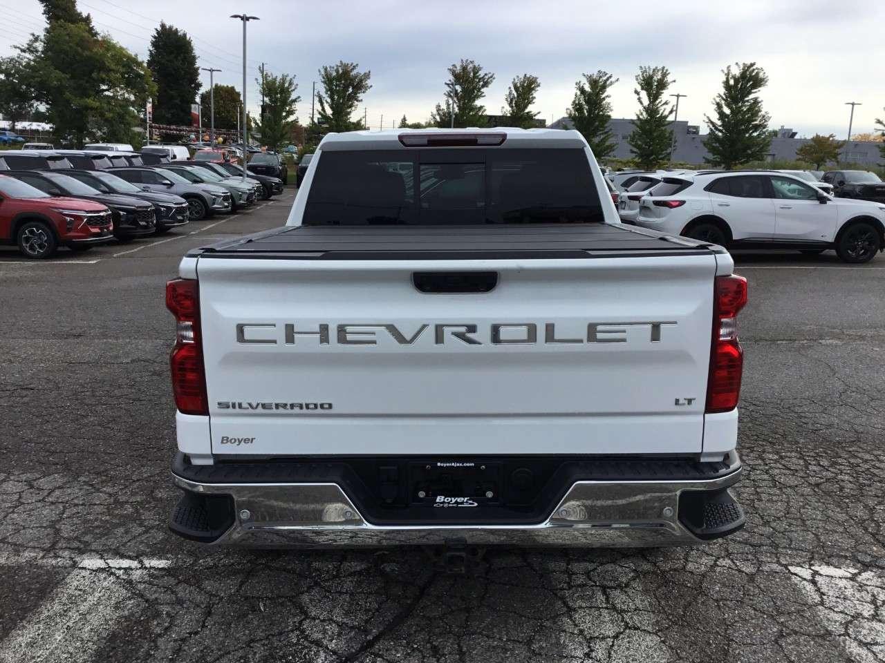 2024 Chevrolet Silverado 1500 Crew Cab Short Box 4-Wheel Drive LT Photo