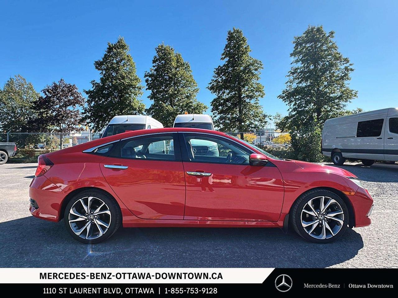 2019 Honda Civic Sedan Touring CVT Photo