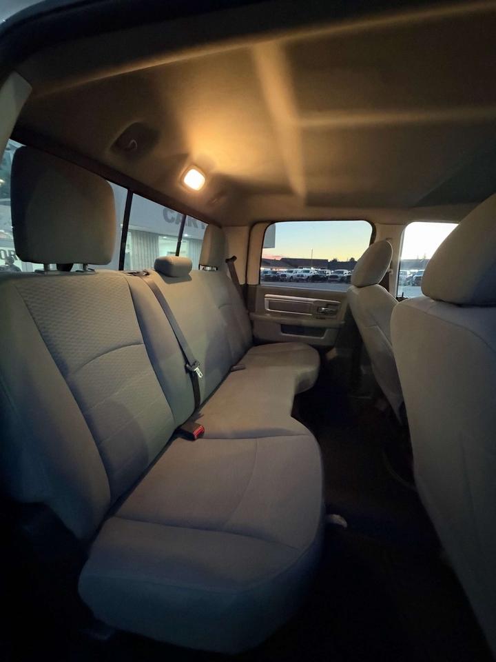2015 RAM 2500 4WD Crew Cab 149 Outdoorsman Photo