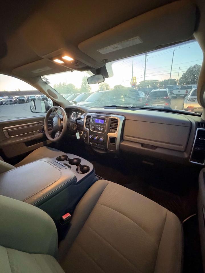 2015 RAM 2500 4WD Crew Cab 149 Outdoorsman Photo