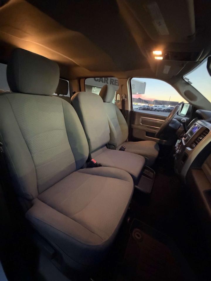 2015 RAM 2500 4WD Crew Cab 149 Outdoorsman Photo