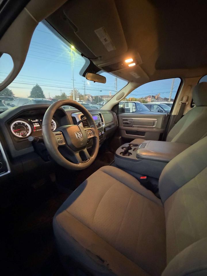 2015 RAM 2500 4WD Crew Cab 149 Outdoorsman Photo