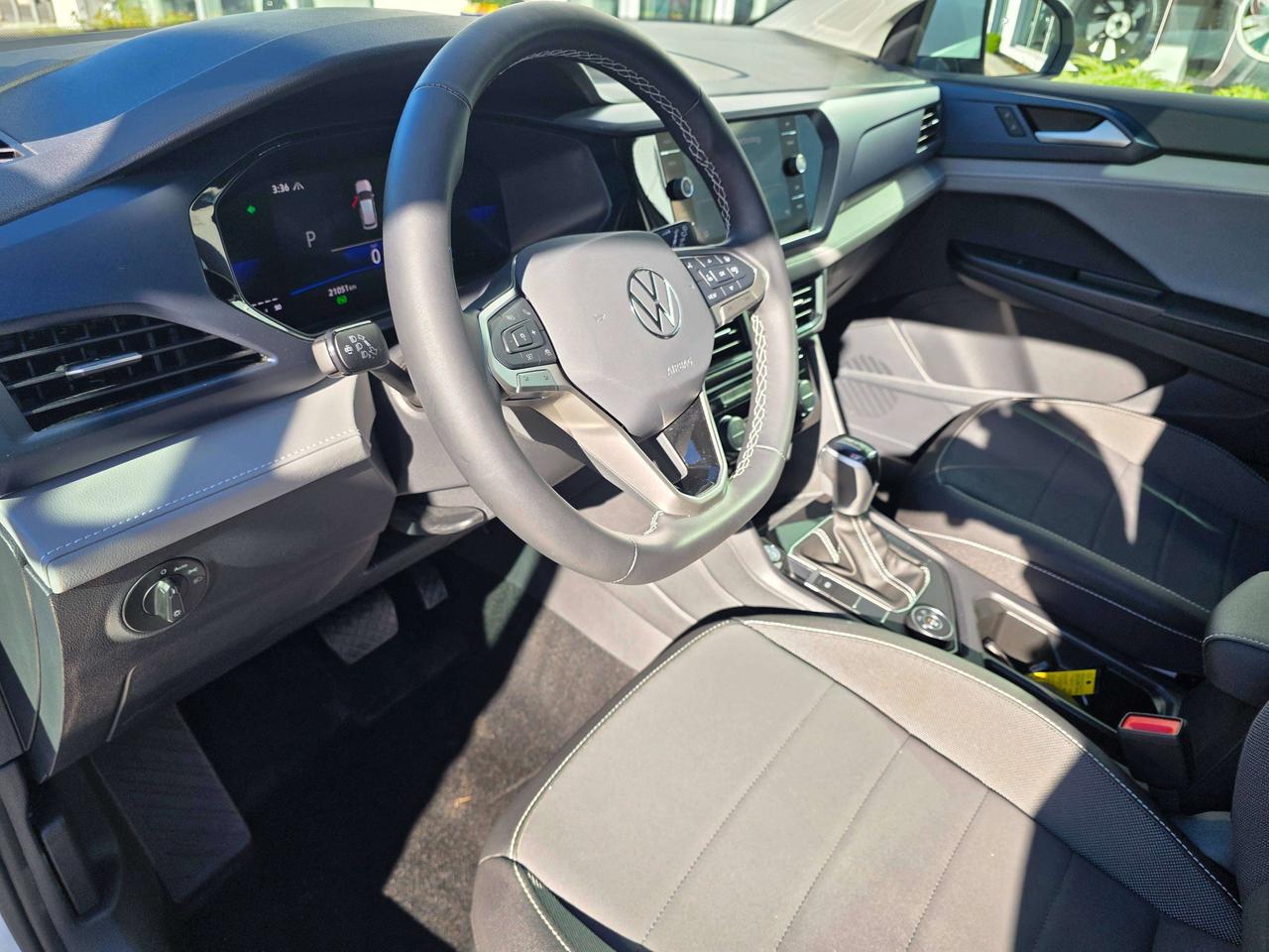 2024 Volkswagen Taos Comfortline Photo