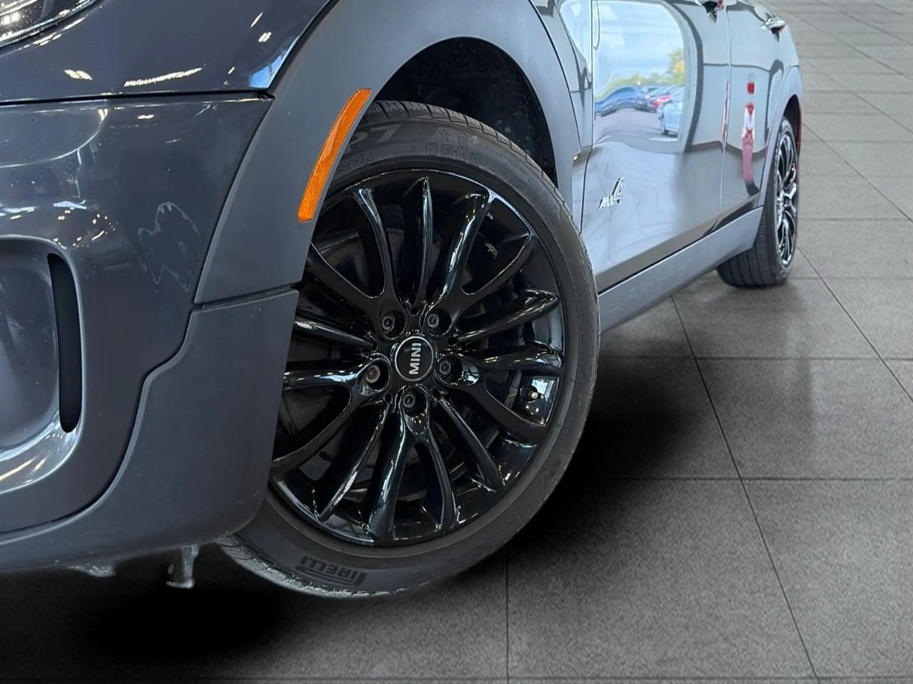 2018 MINI Clubman Cooper S 4dr ALL4 Photo5