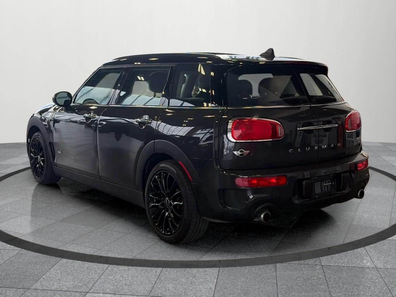 2018 MINI Clubman Cooper S 4dr ALL4 Photo