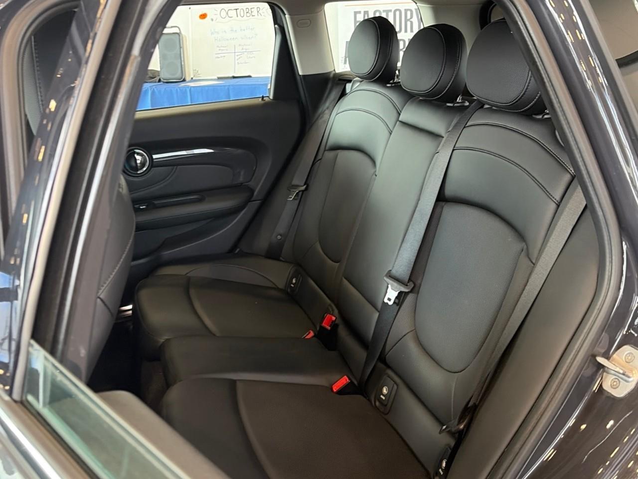 2018 MINI Clubman Cooper S 4dr ALL4 Photo