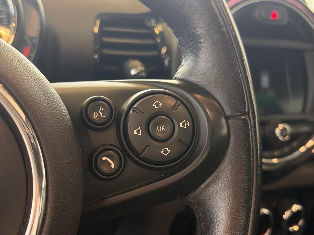 2018 MINI Clubman Cooper S 4dr ALL4 Photo