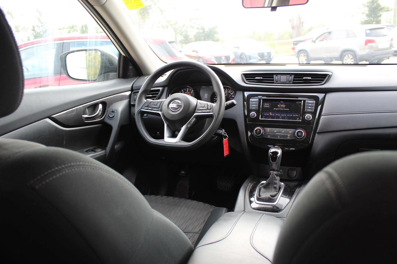 2018 Nissan Rogue UNKNOWN Photo