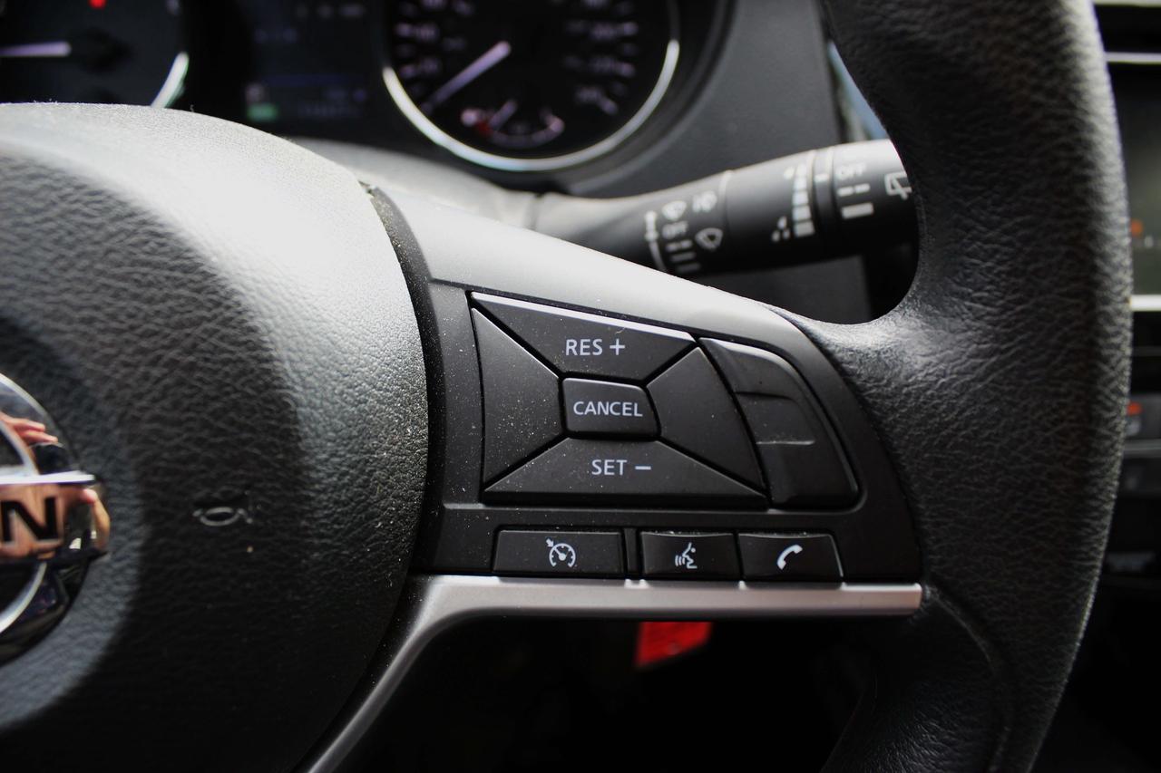 2018 Nissan Rogue UNKNOWN Photo