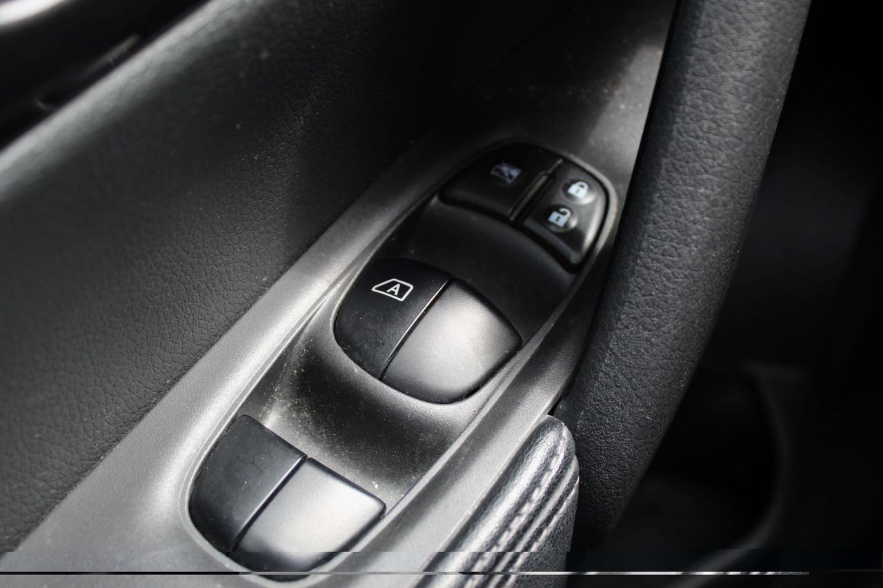 2018 Nissan Rogue UNKNOWN Photo