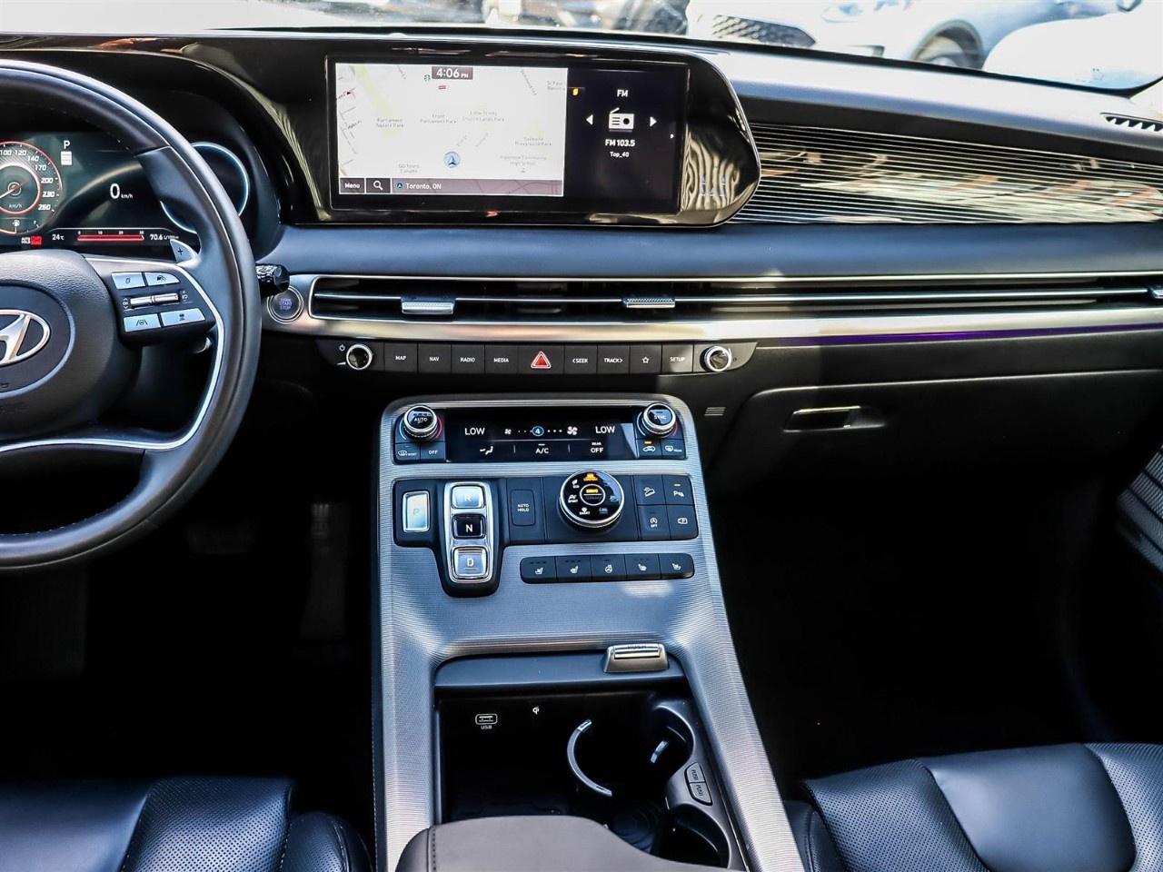 2023 Hyundai PALISADE Ultimate Calligraphy 7-Passenger AWD Photo