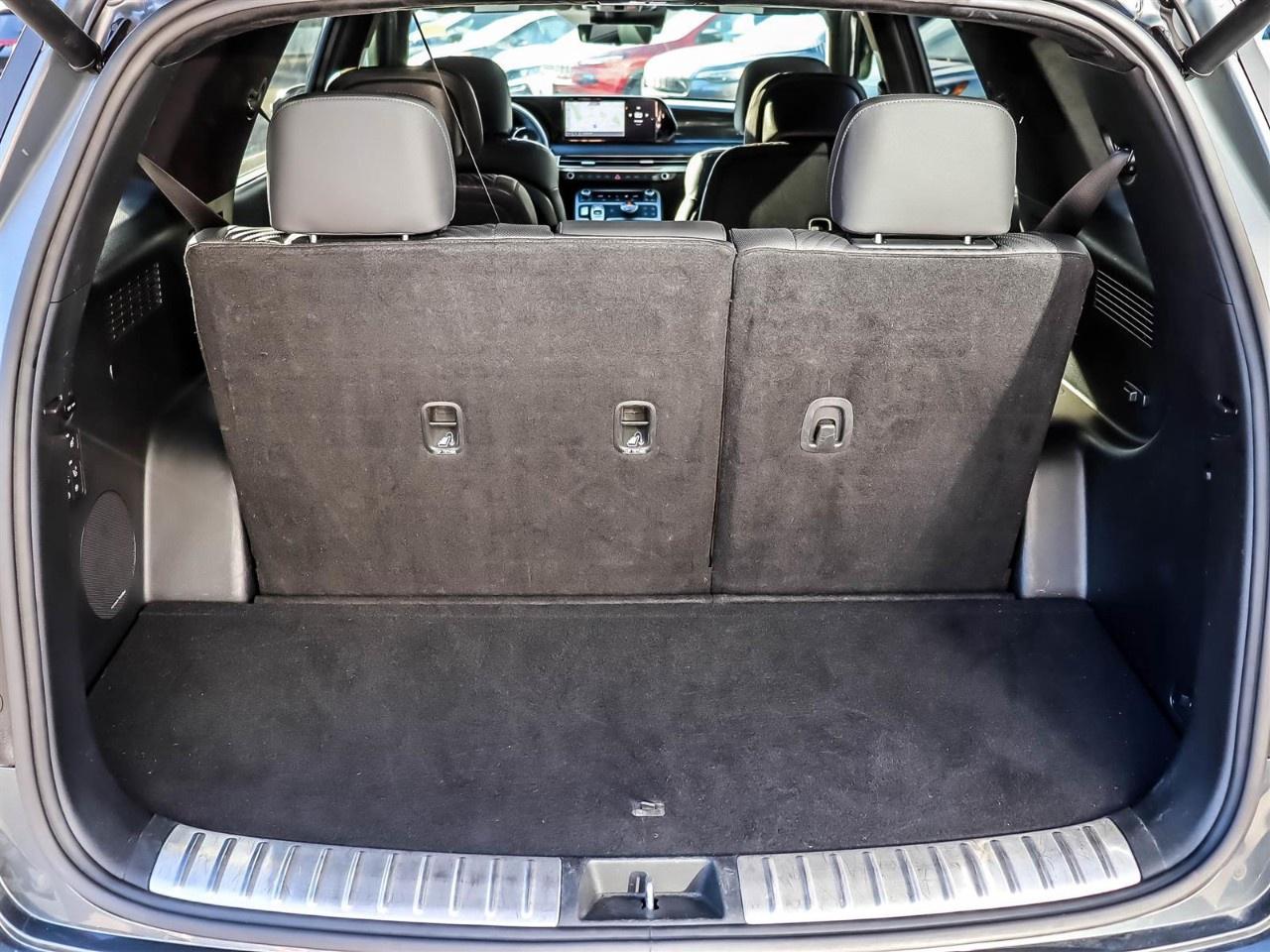 2023 Hyundai PALISADE Ultimate Calligraphy 7-Passenger AWD Photo