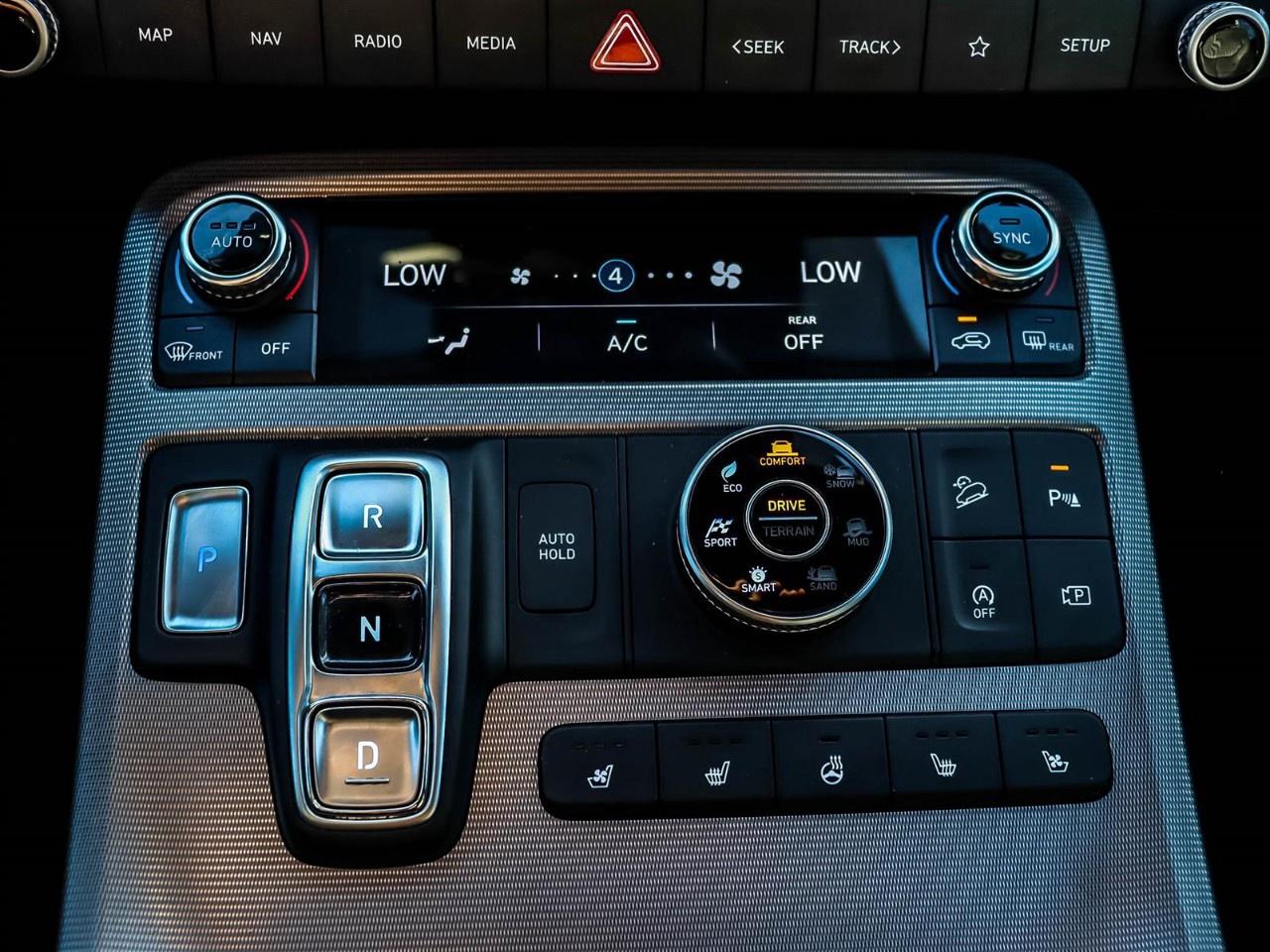 2023 Hyundai PALISADE Ultimate Calligraphy 7-Passenger AWD Photo