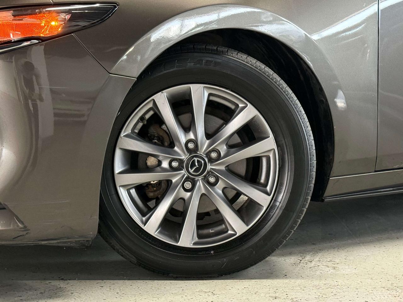 2019 Mazda 3 GS l 2 Sets of Wheels l Auto l FWD l CarPlay l ECO Photo5