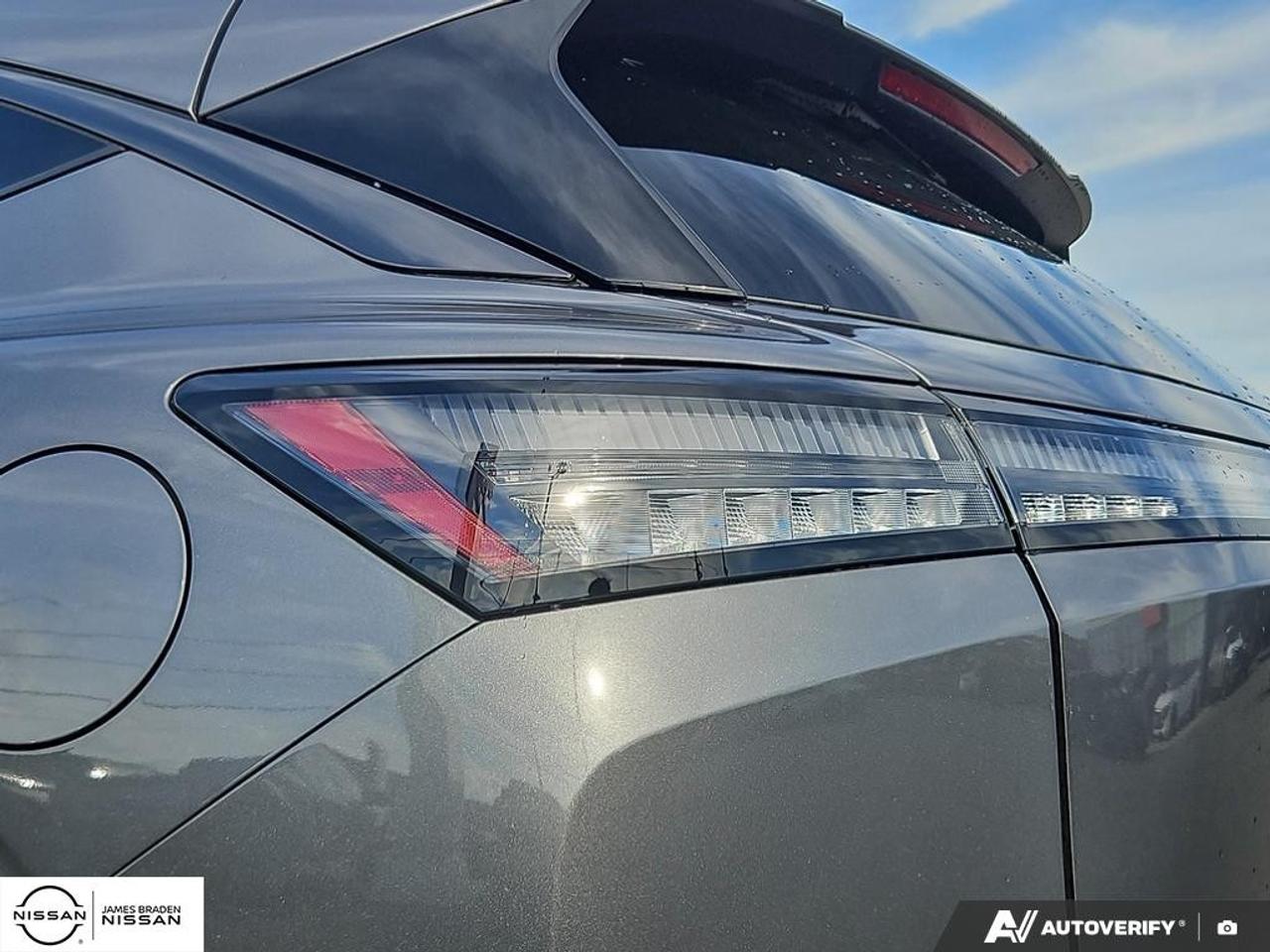 2027 Nissan Murano Dark Armor AWD Photo