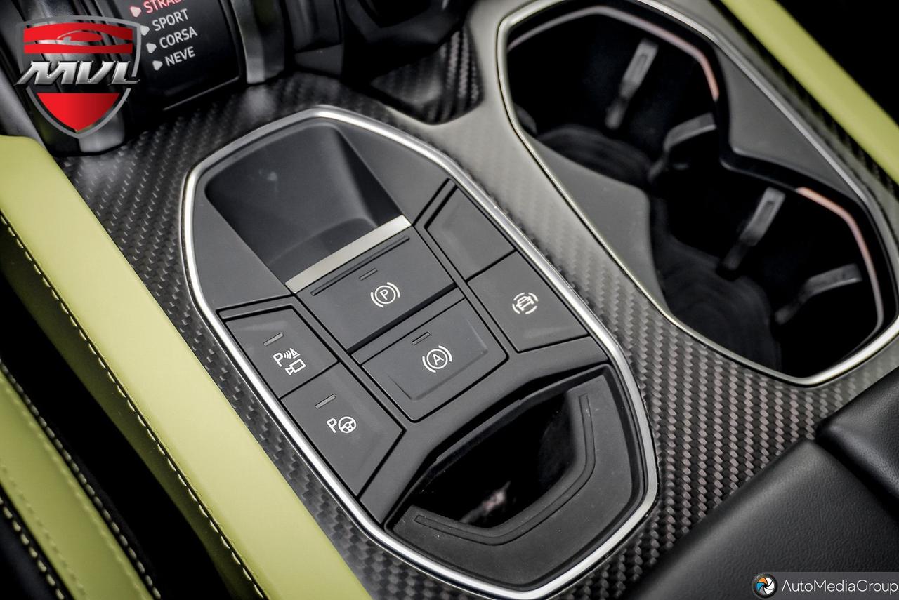 2022 Lamborghini Urus  Photo