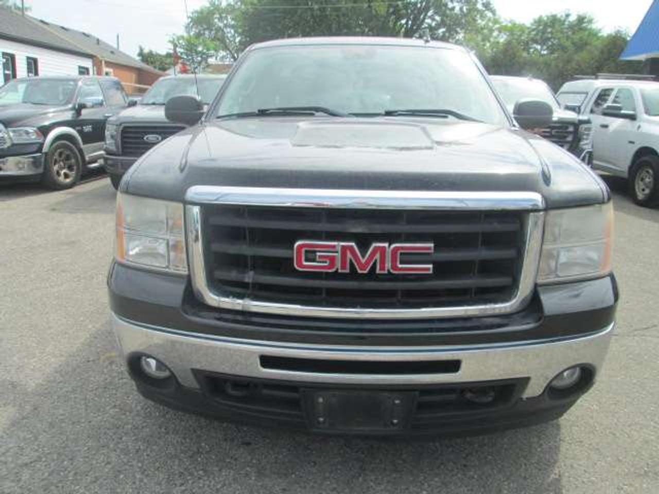2011 GMC Sierra 1500 SLE, Local Trade, Liner, Alloy Wheels Photo