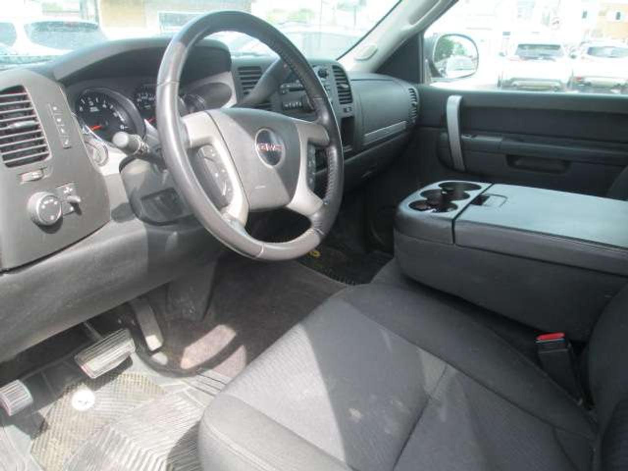 2011 GMC Sierra 1500 SLE, Local Trade, Liner, Alloy Wheels Photo