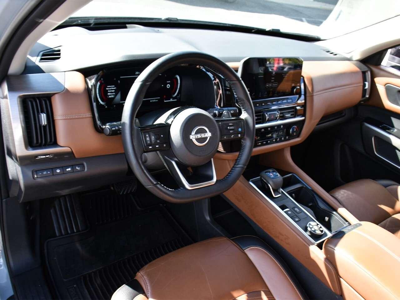 2024 Nissan Pathfinder FULLY LOADED, CAPTAINS CHAIRS, APPLE CARPLAY Photo