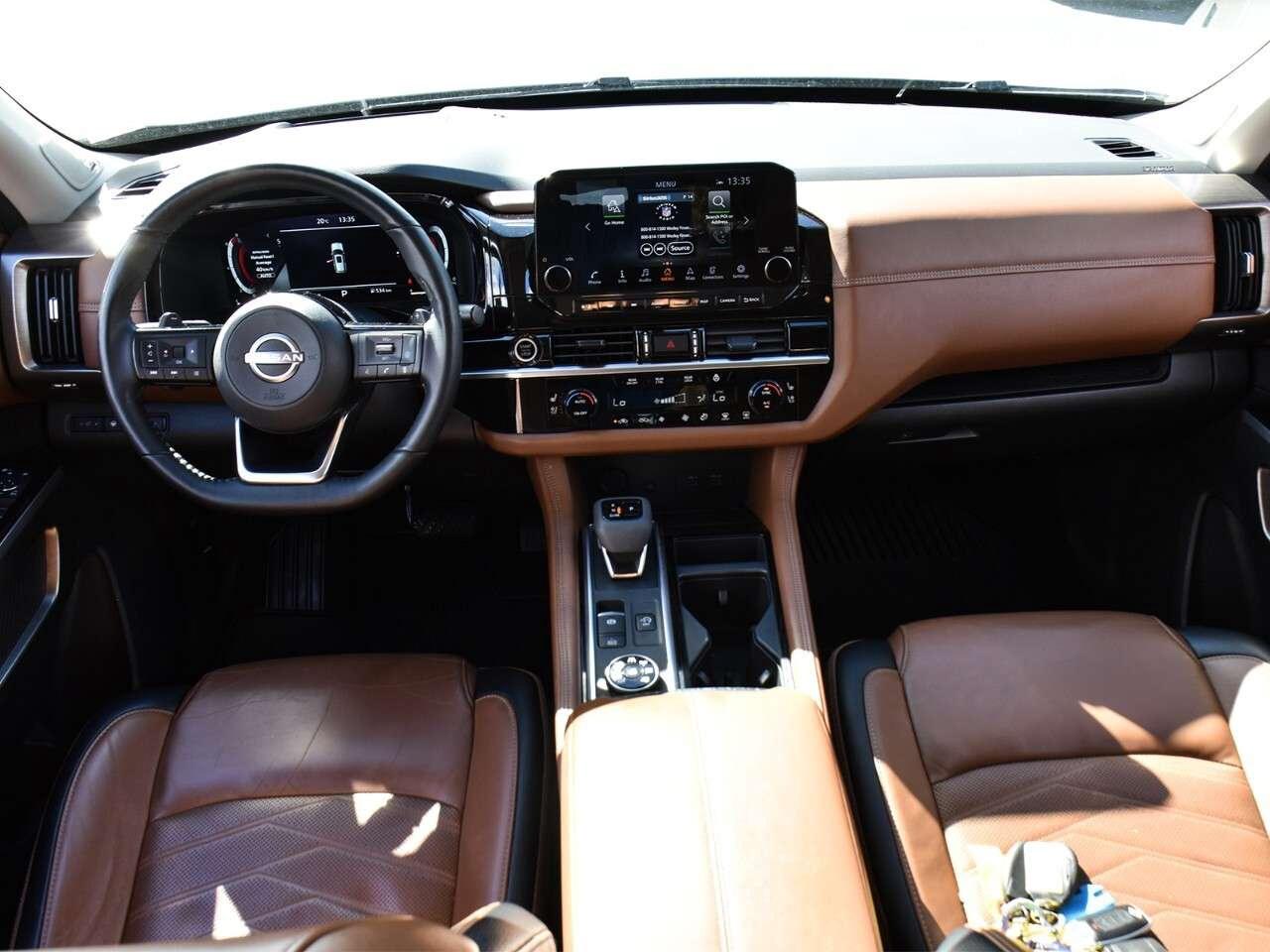 2024 Nissan Pathfinder FULLY LOADED, CAPTAINS CHAIRS, APPLE CARPLAY Photo