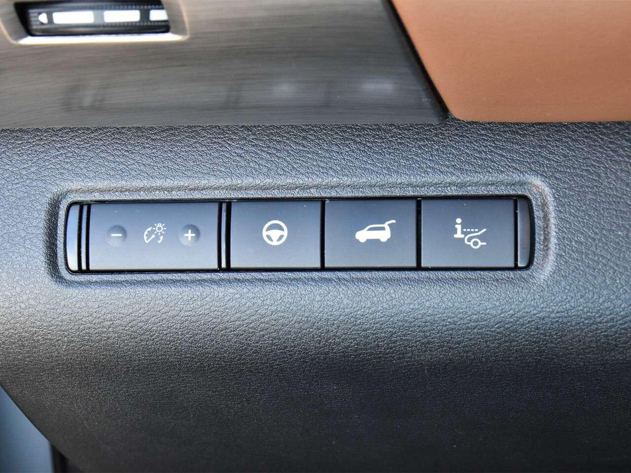 2024 Nissan Pathfinder FULLY LOADED, CAPTAINS CHAIRS, APPLE CARPLAY Photo