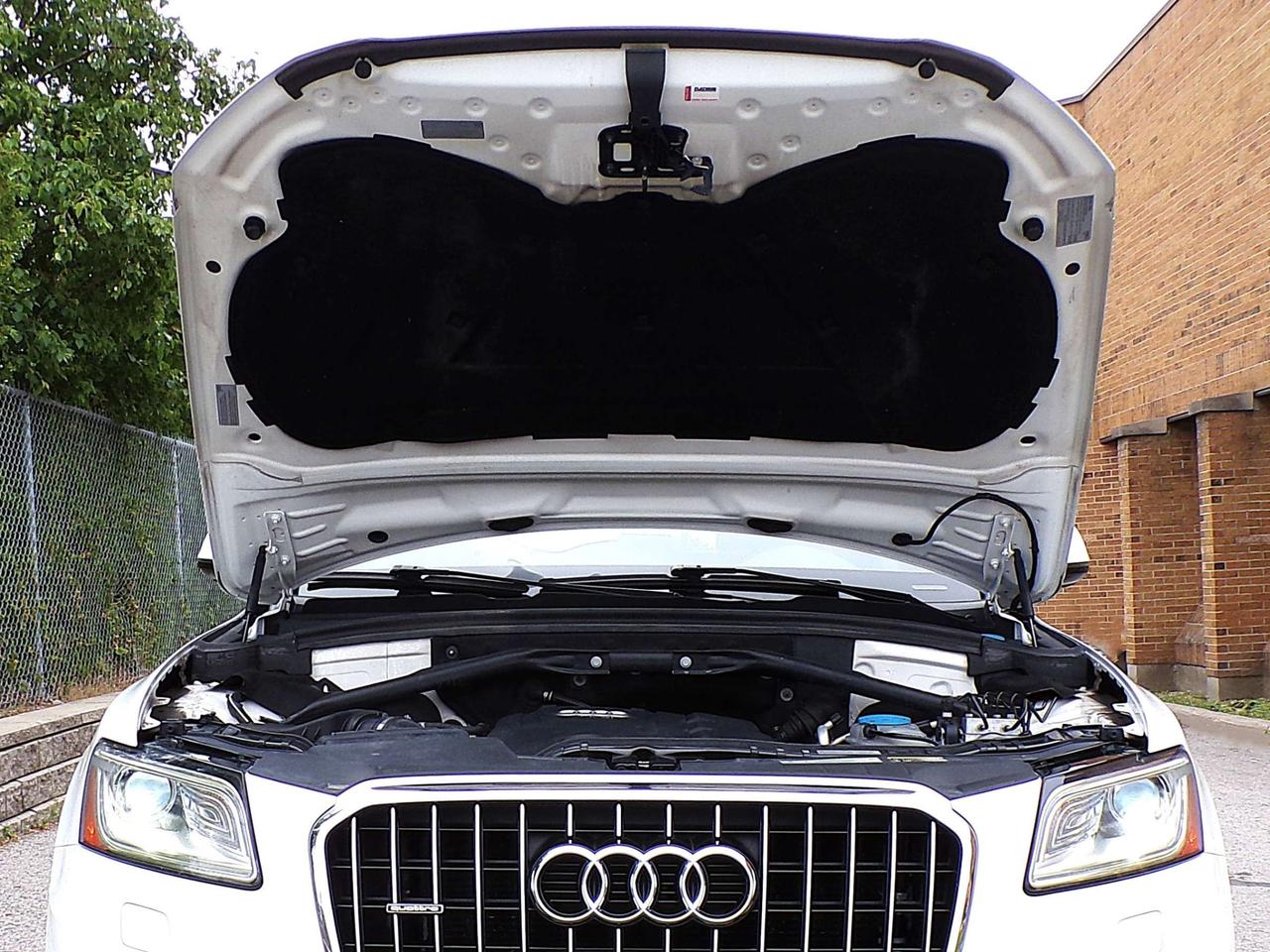 2017 Audi Q5 TFSI QUATTRO TECHNIK CAMERA PANO ROOF F/R SENSORS B.T. Photo