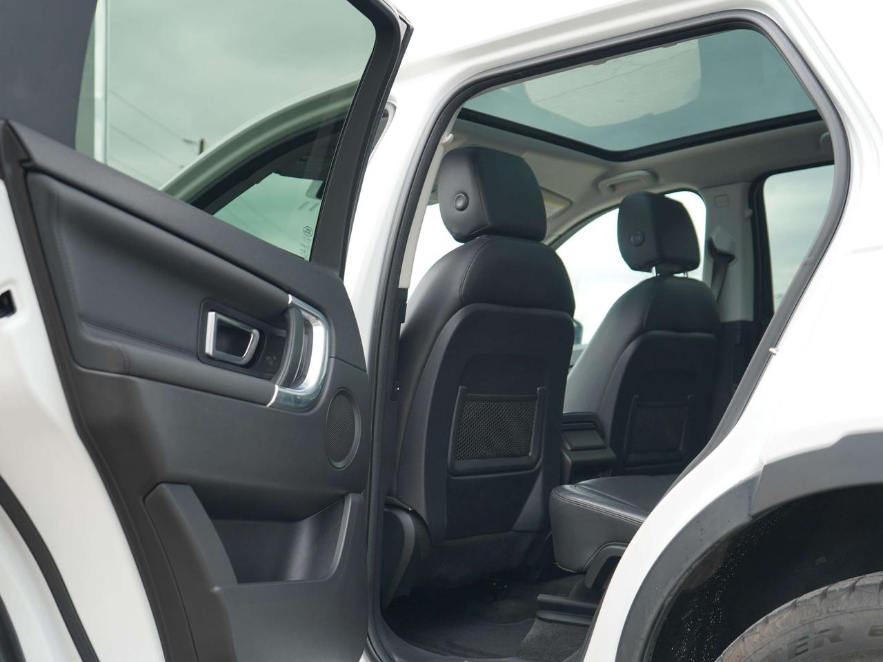 2016 Land Rover Discovery Sport HSE DISCOVERY SPORT Photo
