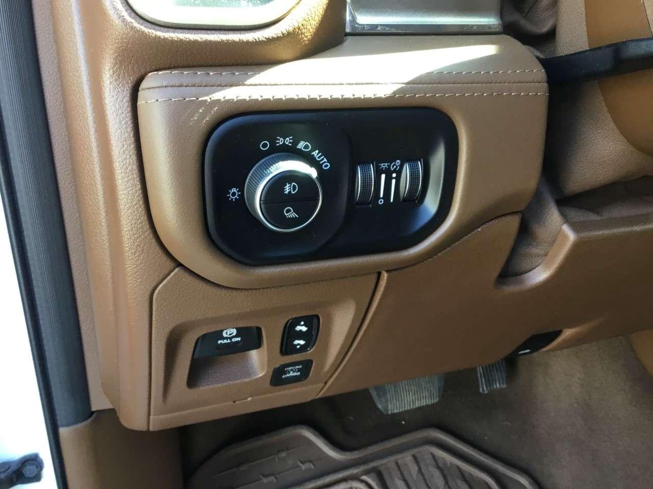 2019 RAM 1500 Laramie Longhorn 4x4 Crew Cab 5'7 Box Photo