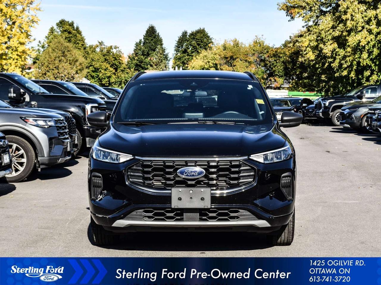 2024 Ford Escape ST-Line Photo2