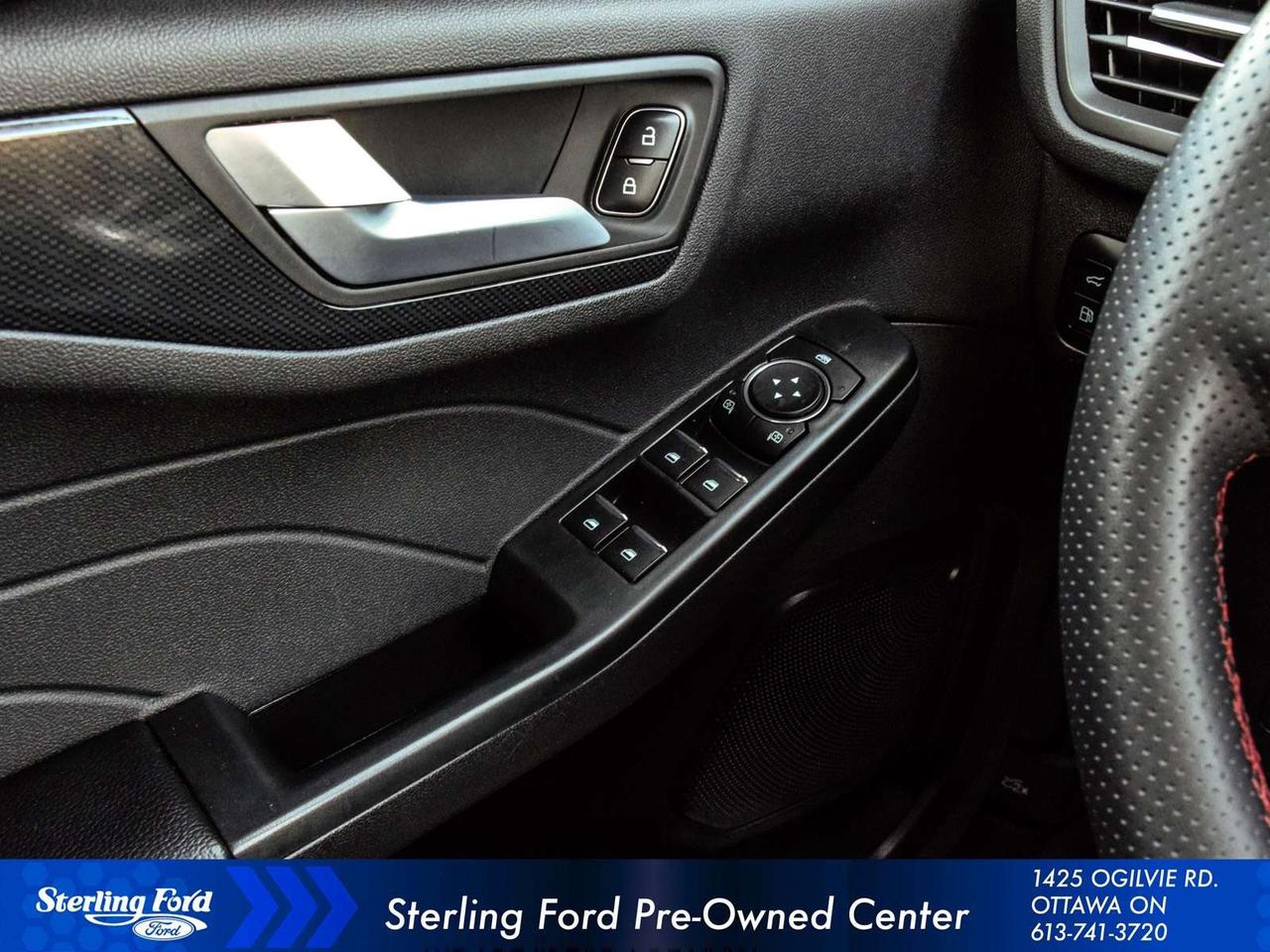 2024 Ford Escape ST-Line Photo
