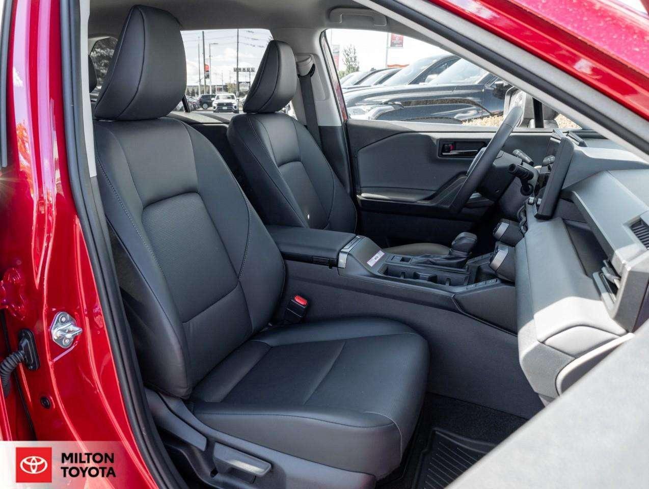 2026 Toyota RAV4 LEATHER 10.5 TOUCHSCREEN WIRELESS CARPLAY ANDROID AUTO POWER SEAT HEATED STEERING TCUV XLE Photo