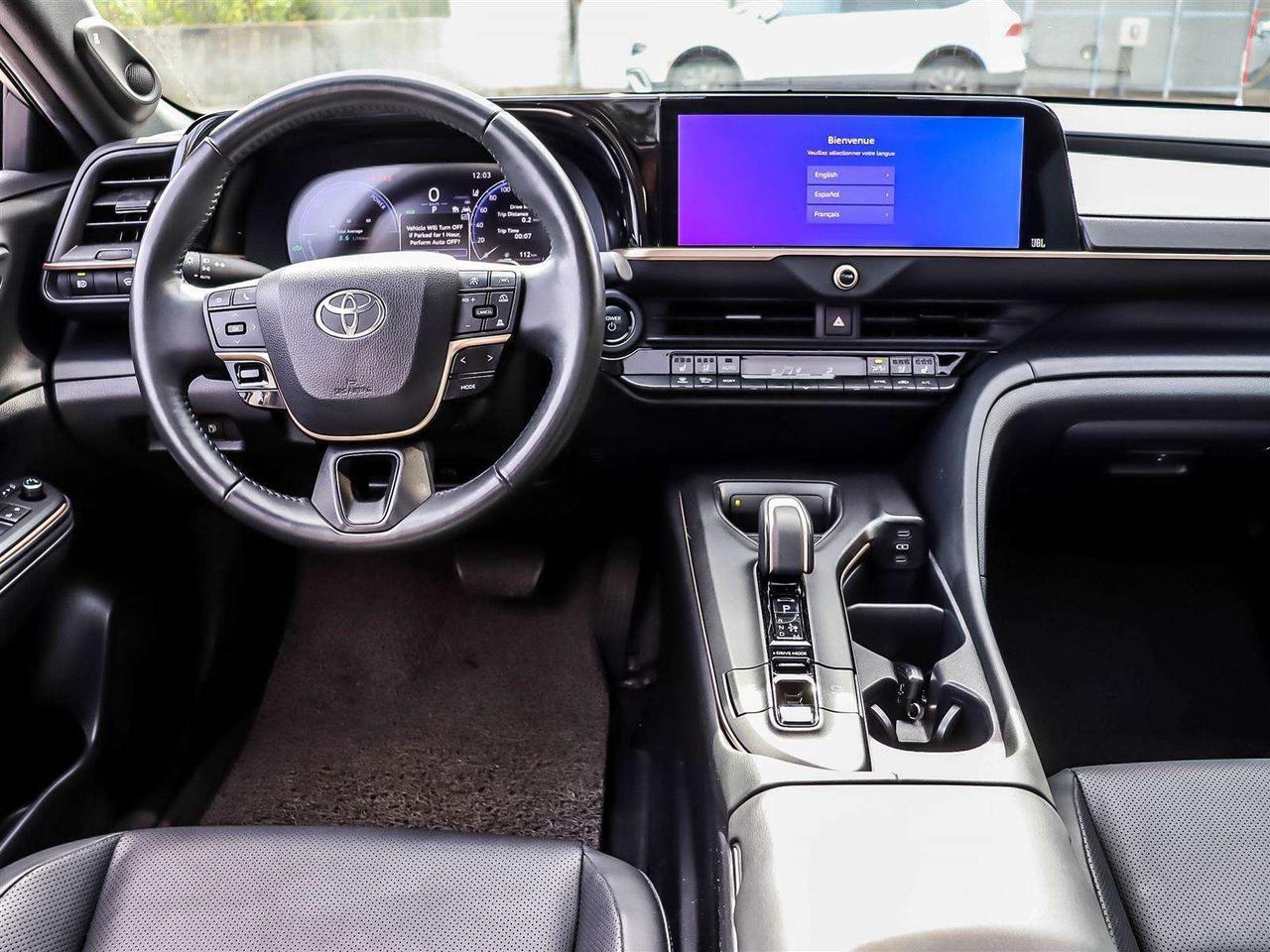 2023 Toyota Crown PLATINUM HYBRID AWD PANORAMIC ROOF NAVI Photo