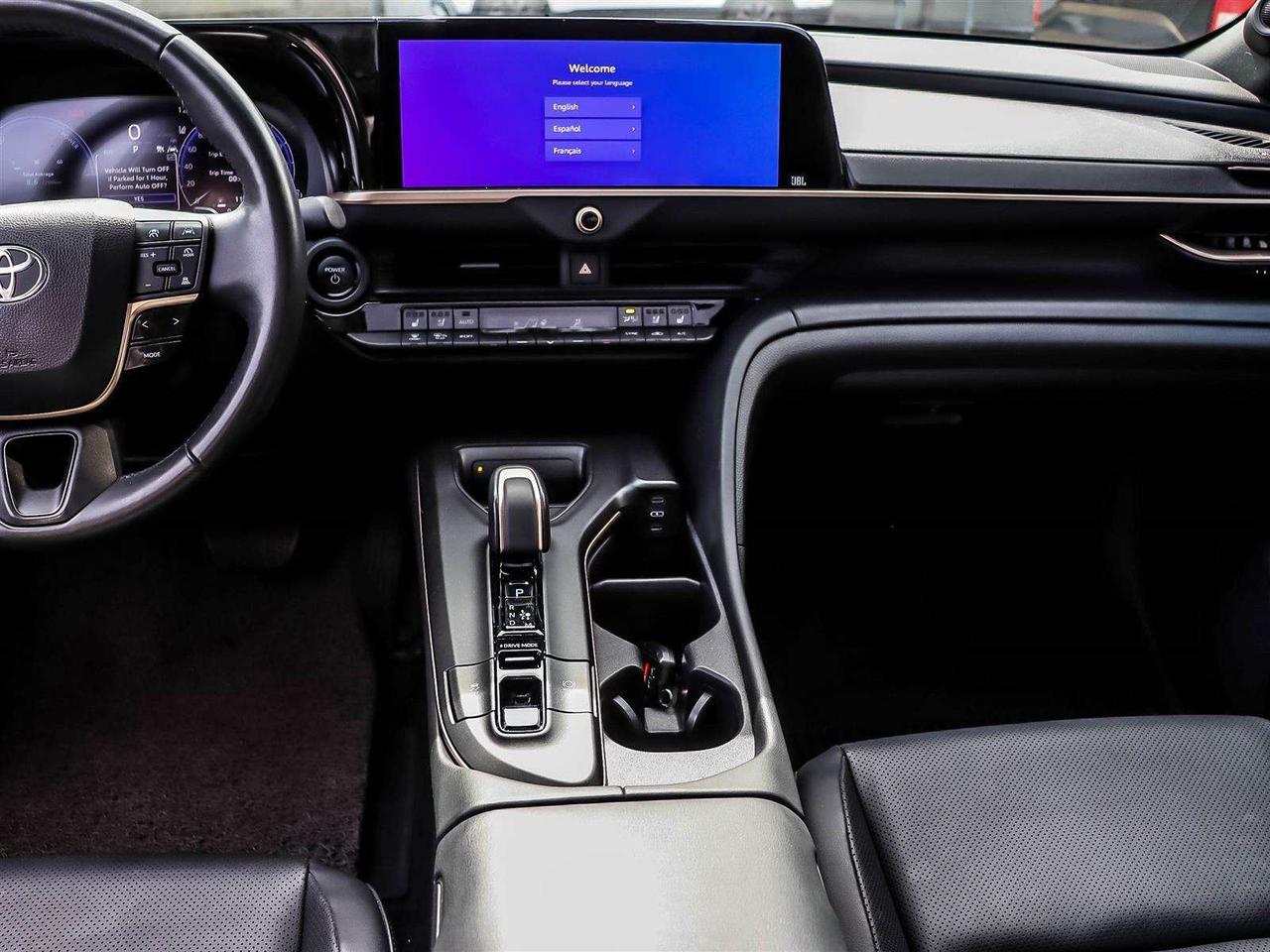 2023 Toyota Crown PLATINUM HYBRID AWD PANORAMIC ROOF NAVI Photo