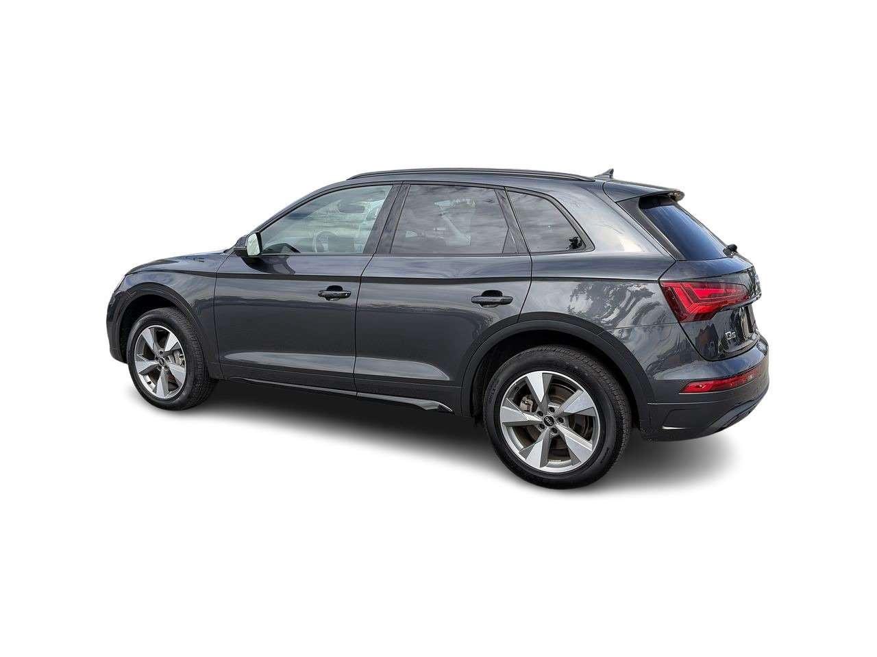 2023 Audi Q5 45 2.0T Komfort quattro 7sp S Tronic Keyless Start  Alloy Wheels  Leather  Apple/Android CarPlay Photo