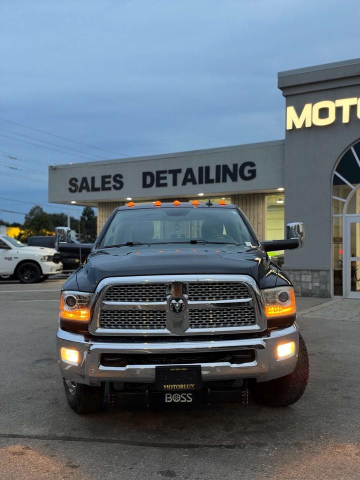 2018 RAM 3500 Laramie 4x4 Crew Cab 8' Box Photo