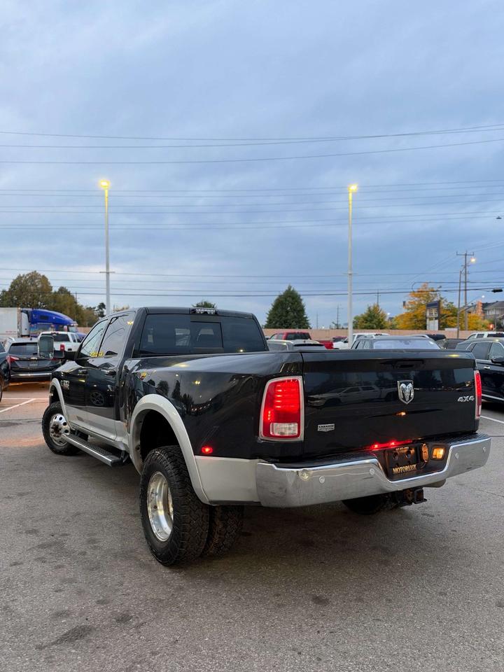 2018 RAM 3500 Laramie 4x4 Crew Cab 8' Box Photo